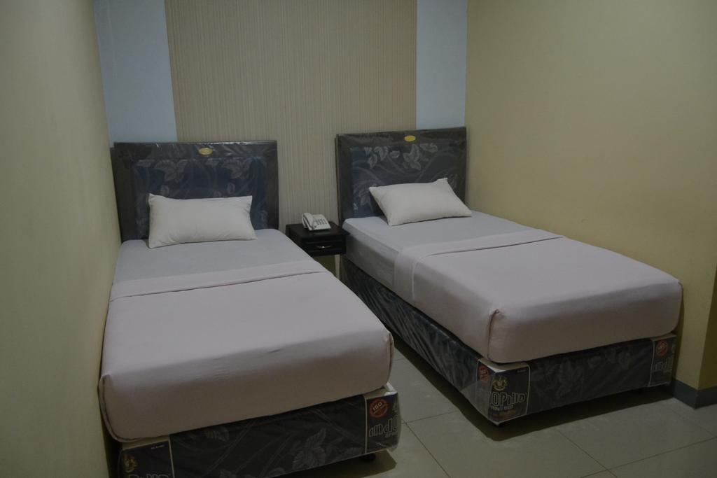 Hotel Khalista Purwakarta Bilik gambar