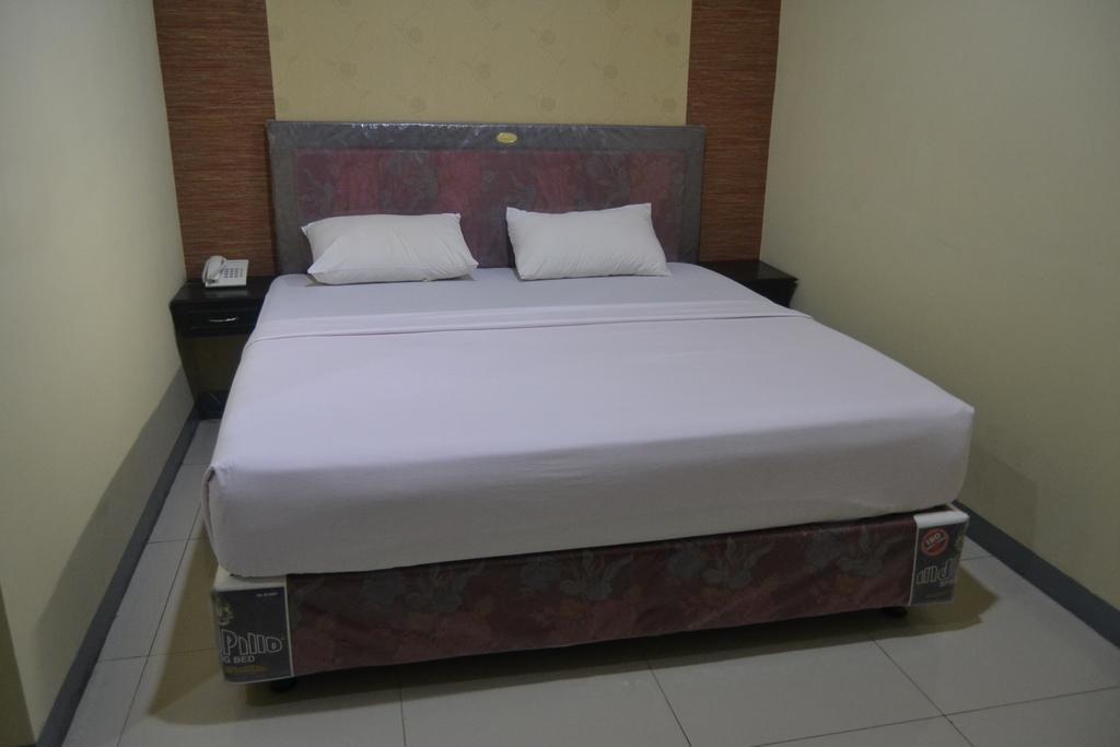 Hotel Khalista Purwakarta Bilik gambar